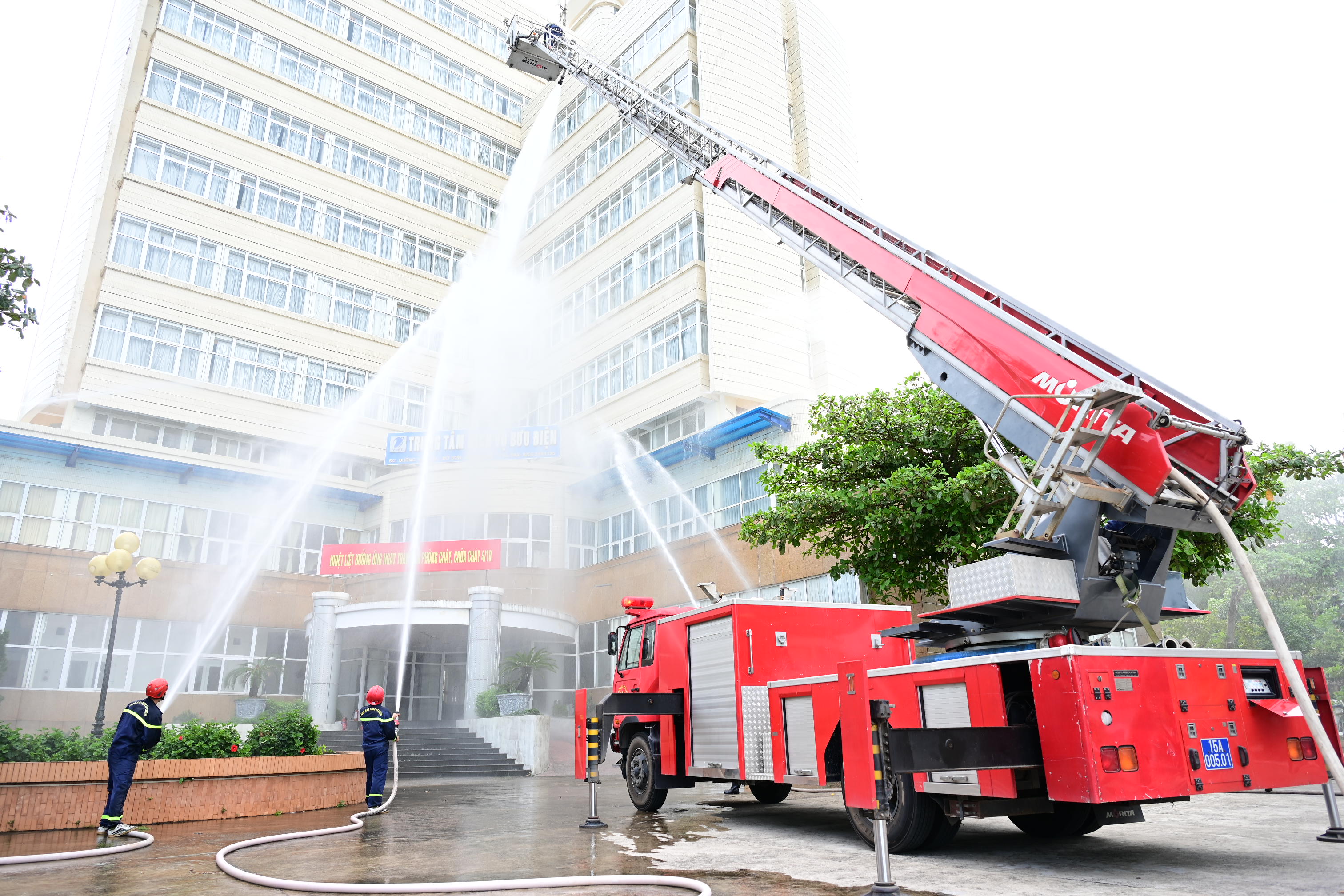 Thực tập phương án chữa cháy và CNCH tại Trung tâm điều dưỡng và chăm sóc sức khoẻ Bưu Điện phường Đồ Sơn